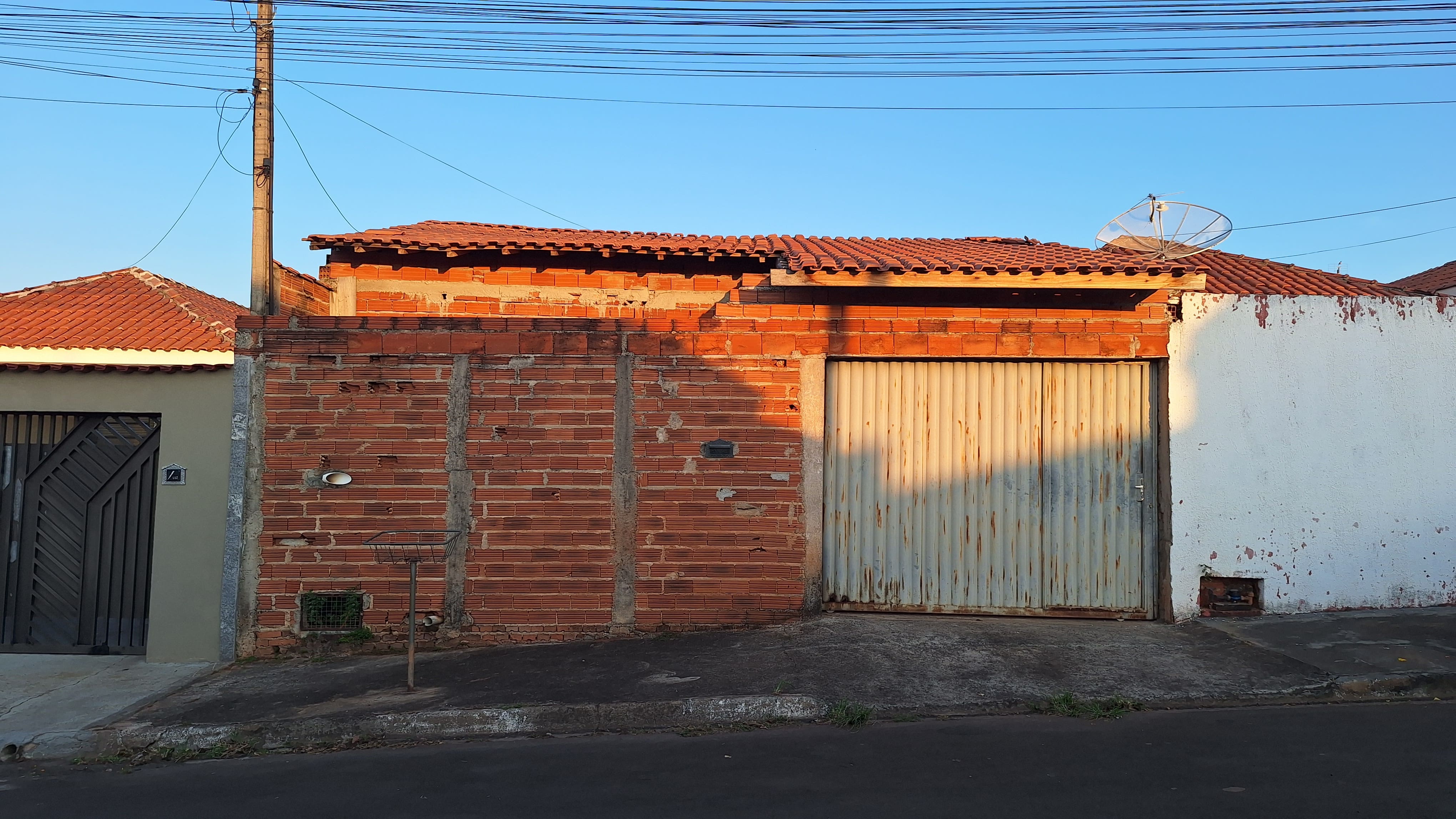 Casa com 02 dormitórios à Venda Parte Alta do Istor Luppi em Itapira/SP
