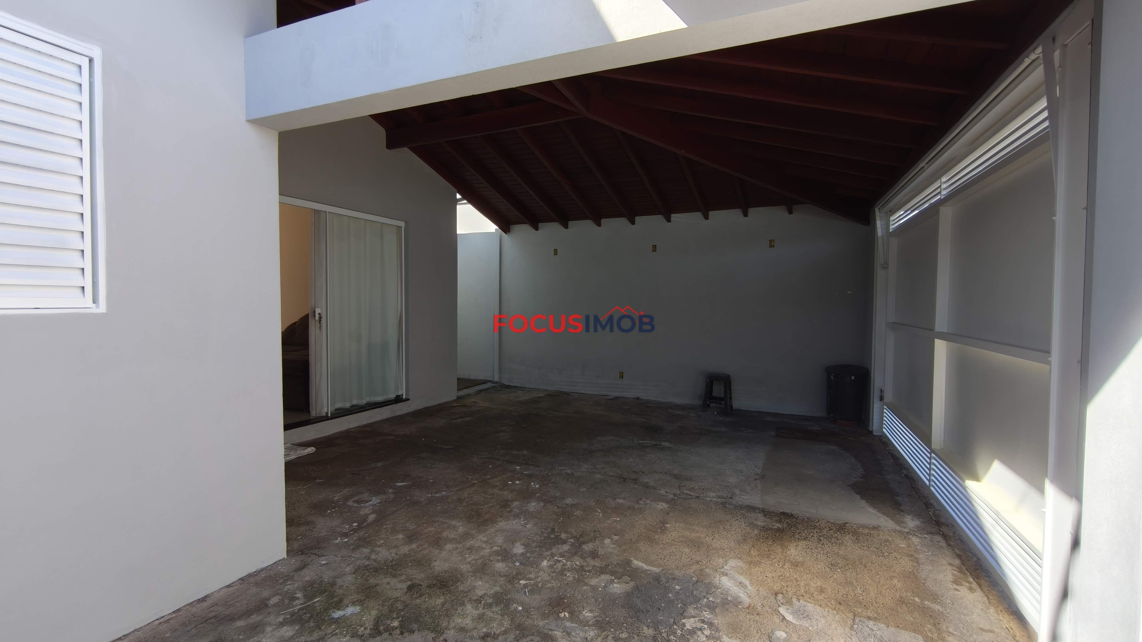 CASA A VENDA NO RESIDENCIAL RUBENS FERIAN – ITAPIRA/SP