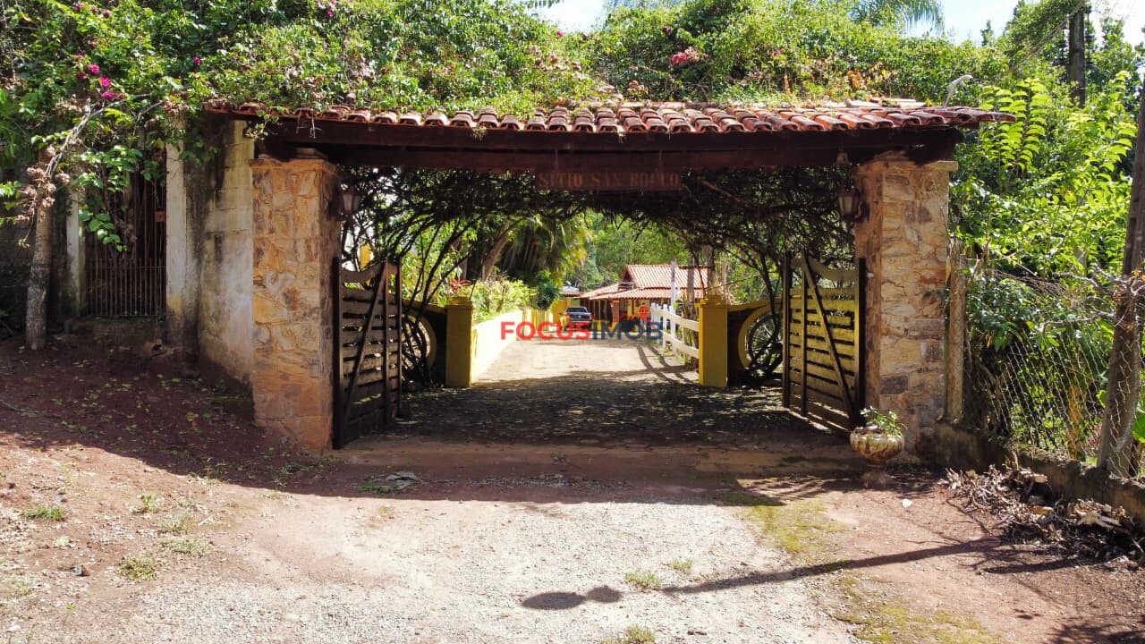 EXCELENTE SÍTIO À VENDA – IDEAL PARA LAZER, RENDA OU POUSADA