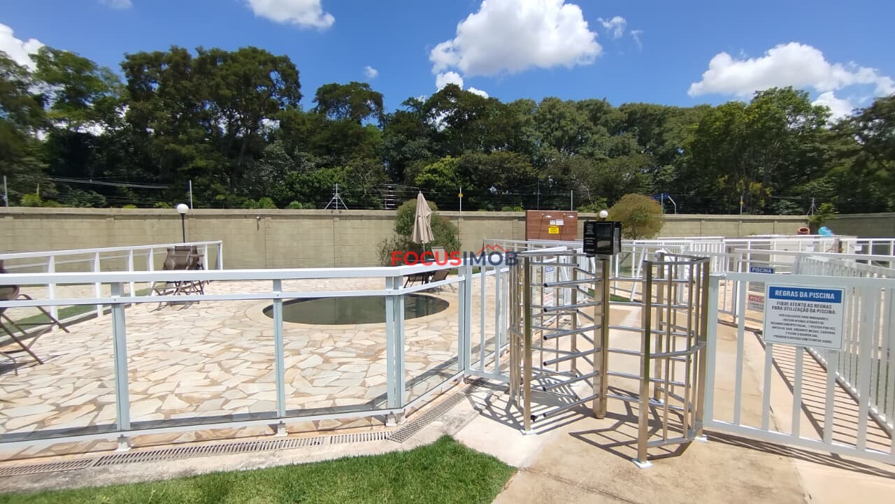 Apto Borboletas com quase todos os móveis inclusos