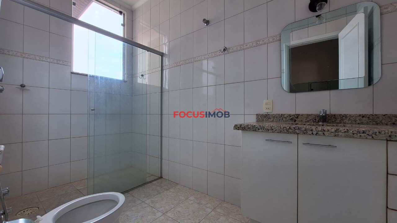 Lindo Sobrado à Venda – Conforto, Espaço e Excelente Localização!