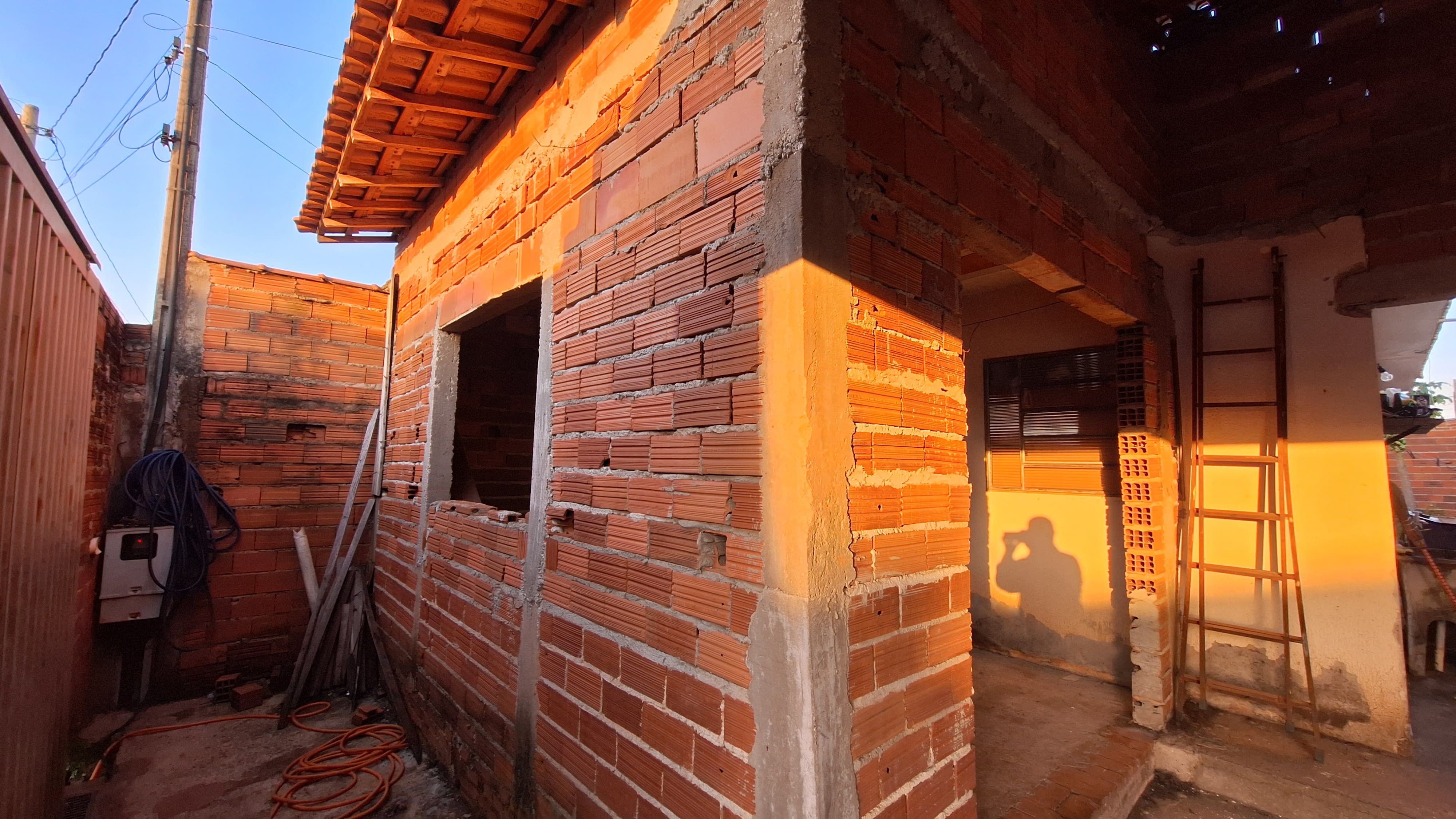 Casa com 02 dormitórios à Venda Parte Alta do Istor Luppi em Itapira/SP