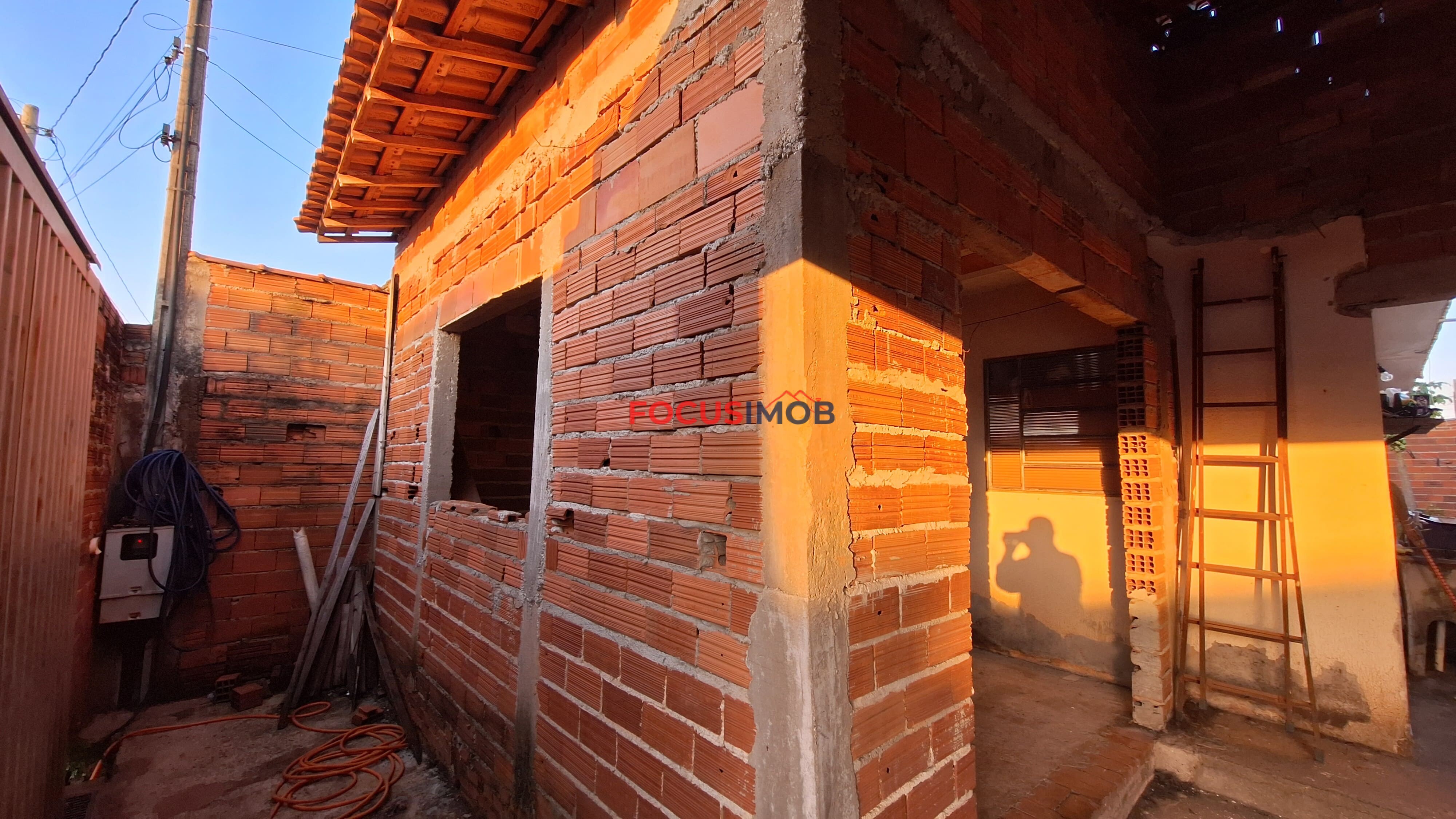 Casa com 02 dormitórios à Venda Parte Alta do Istor Luppi em Itapira/SP