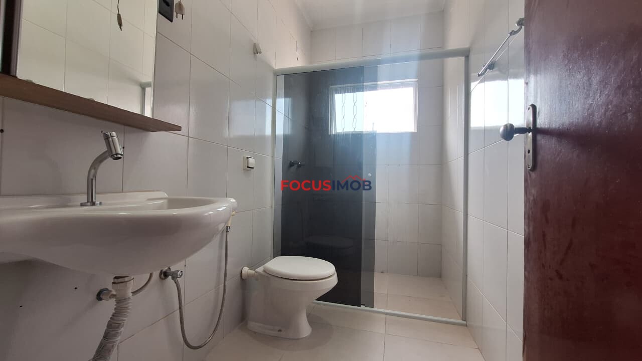 Casa moderna à venda com lazer completo e energia fotovoltaica