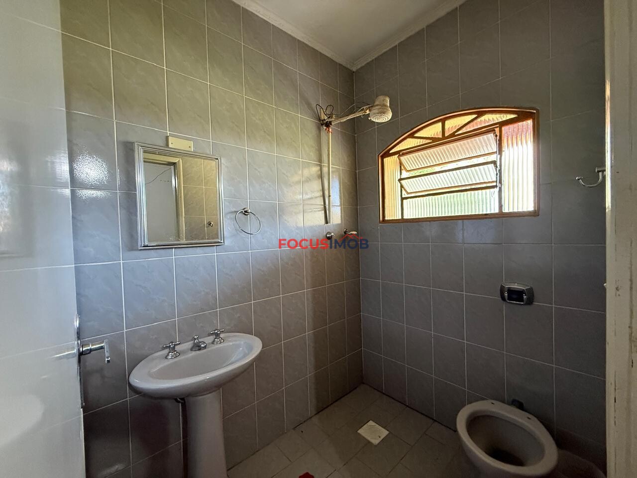 Oportunidade!!! Pesqueiro em pleno funcionamento com possibilidade para rede hoteleira