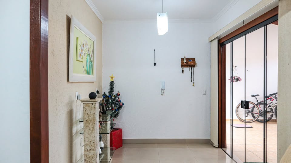 CASA À VENDA – na parte Alta do ISTOR LUPPI em Itapira/SP