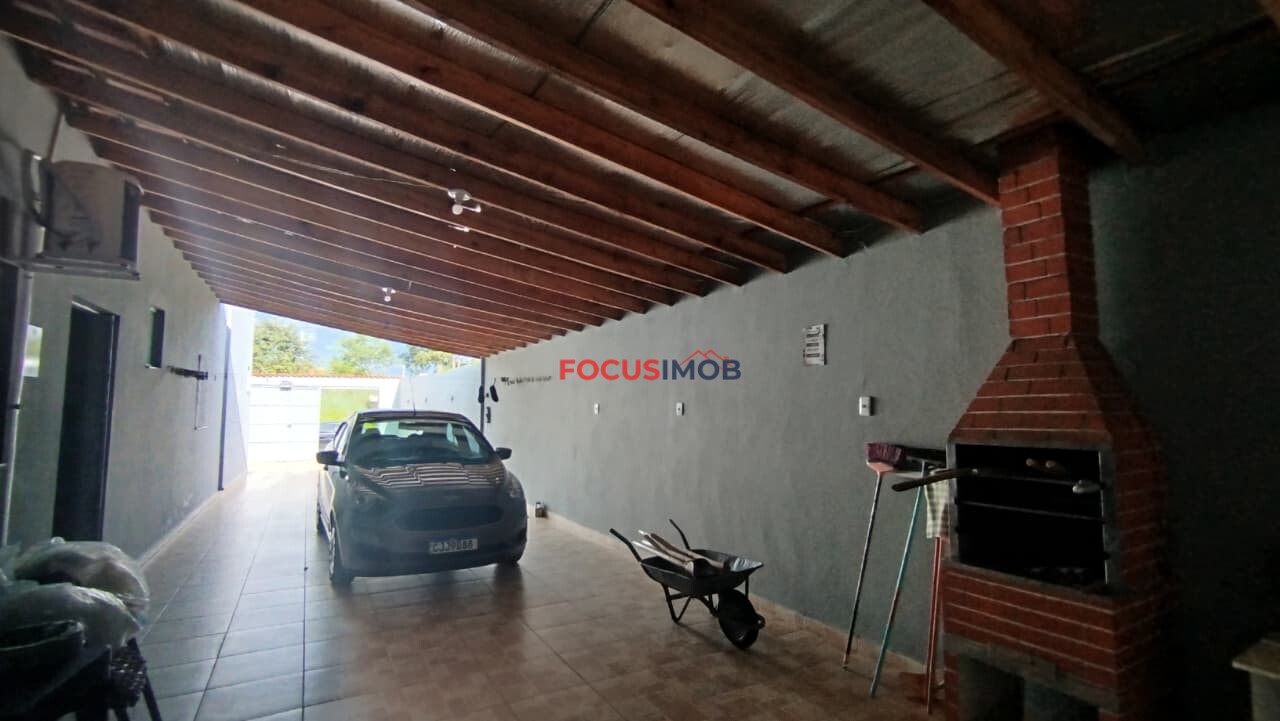 Linda casa na Estiva Gerbi - Jardim Lody-