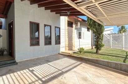 CASA DISPONÍVEL NO JARDIM CAMARGO
