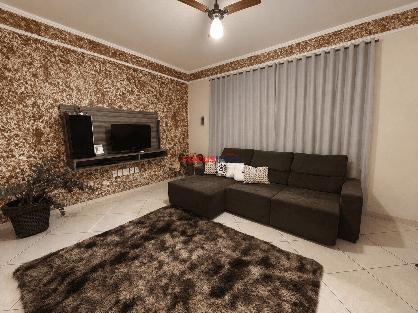 Casa à Venda no Jardim Canaã II – 3 Dormitórios, 1 Suíte e Churrasqueira | Mogi Guaçu/SP