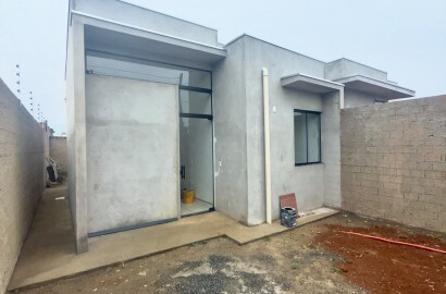 CASA NOVA - NO JARDIM SANTA CRUZ - MOGI GUAÇU