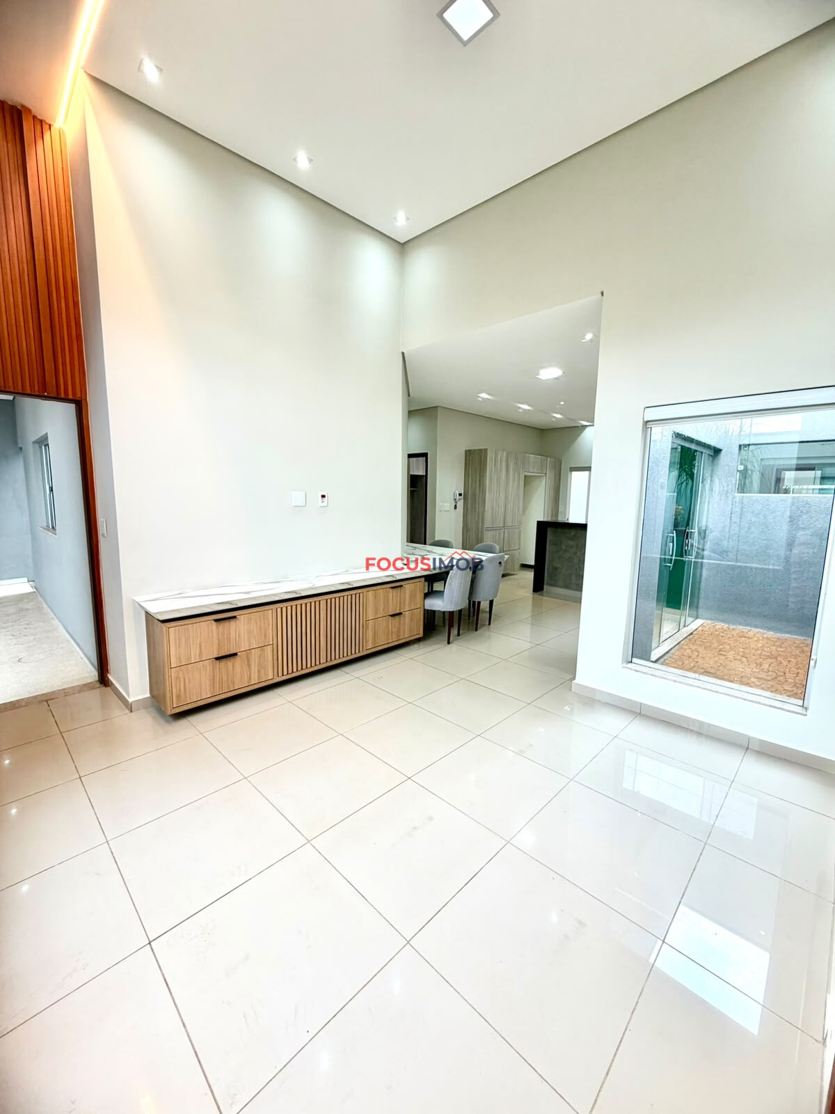CASA A VENDA NO JARDIM INPERIAL - MOGI GUAÇU