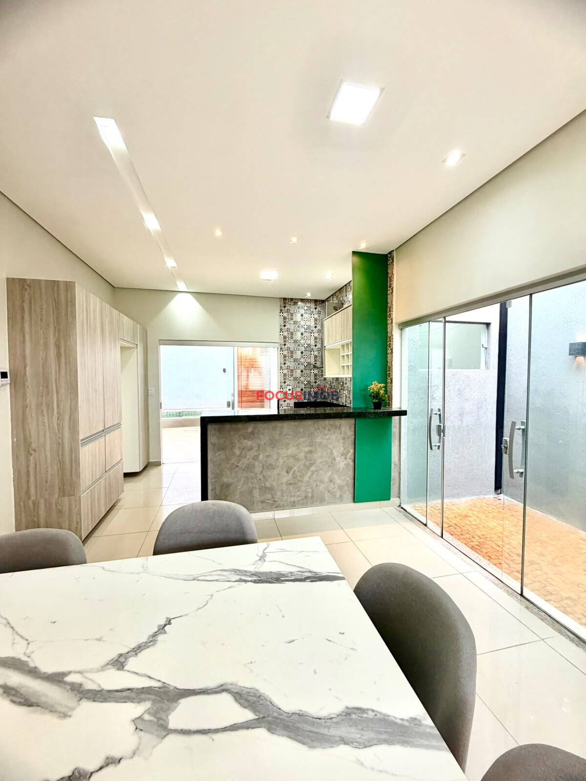 CASA A VENDA NO JARDIM INPERIAL - MOGI GUAÇU