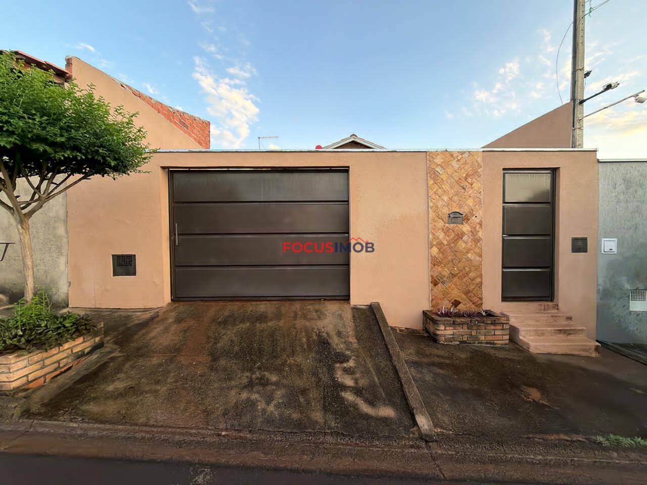 Casa dois quartos com área gourmet no Ipê Amarelo - Mogi Guaçu