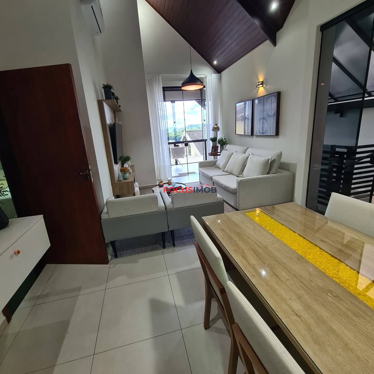 Casa Alto Padrão Maria Andrade