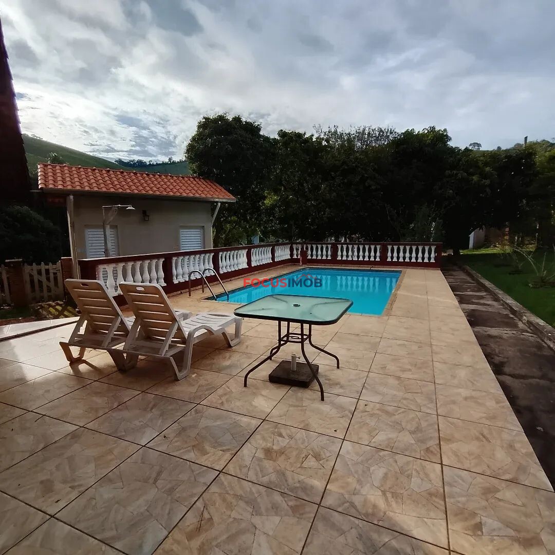 Sítio em Monte Alegre