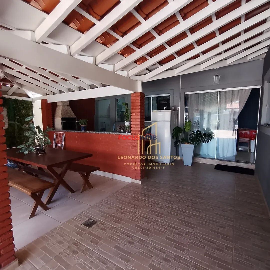 Casa a venda em Amparo