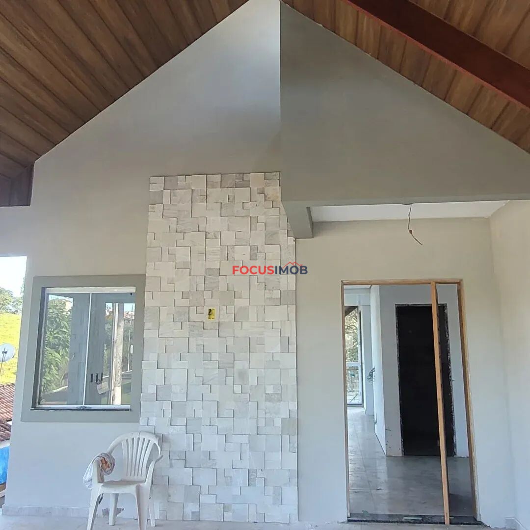 Casa nova em Águas de Lindóia