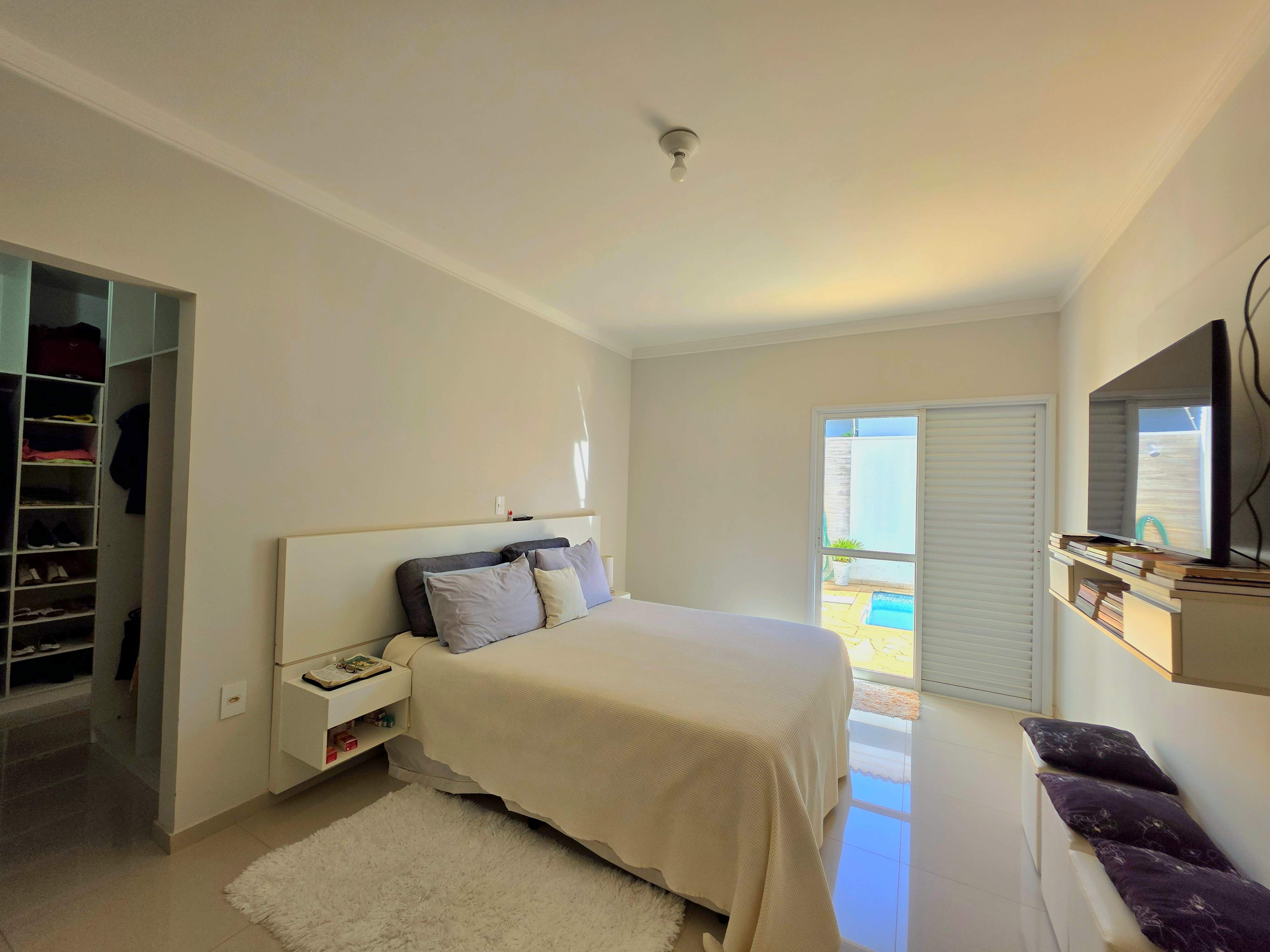 Vendo Linda Casa na cidade de Araras - Bairro Piratininga