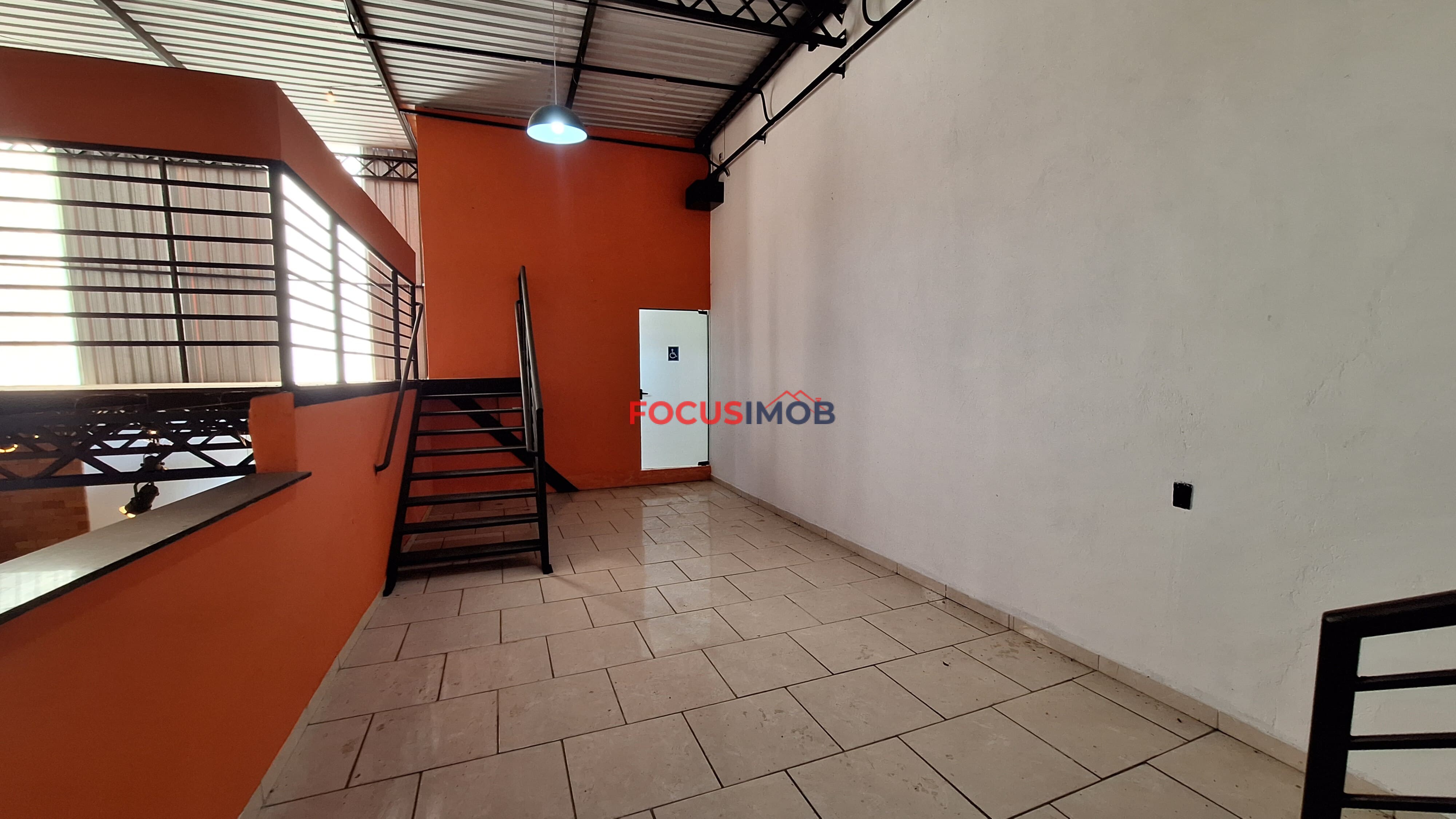 Imóvel comercial disponível para aluguel em região estratégica de Mogi Guaçu - R$4.000,00 Mensal