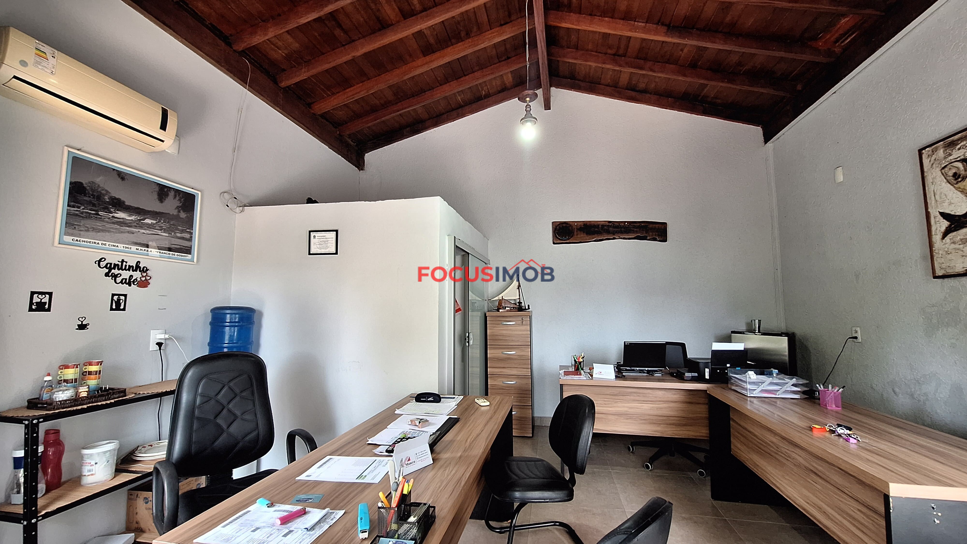 Casa para locação com 3 dormitórios, 270 m², no Jardim Serra Dourada