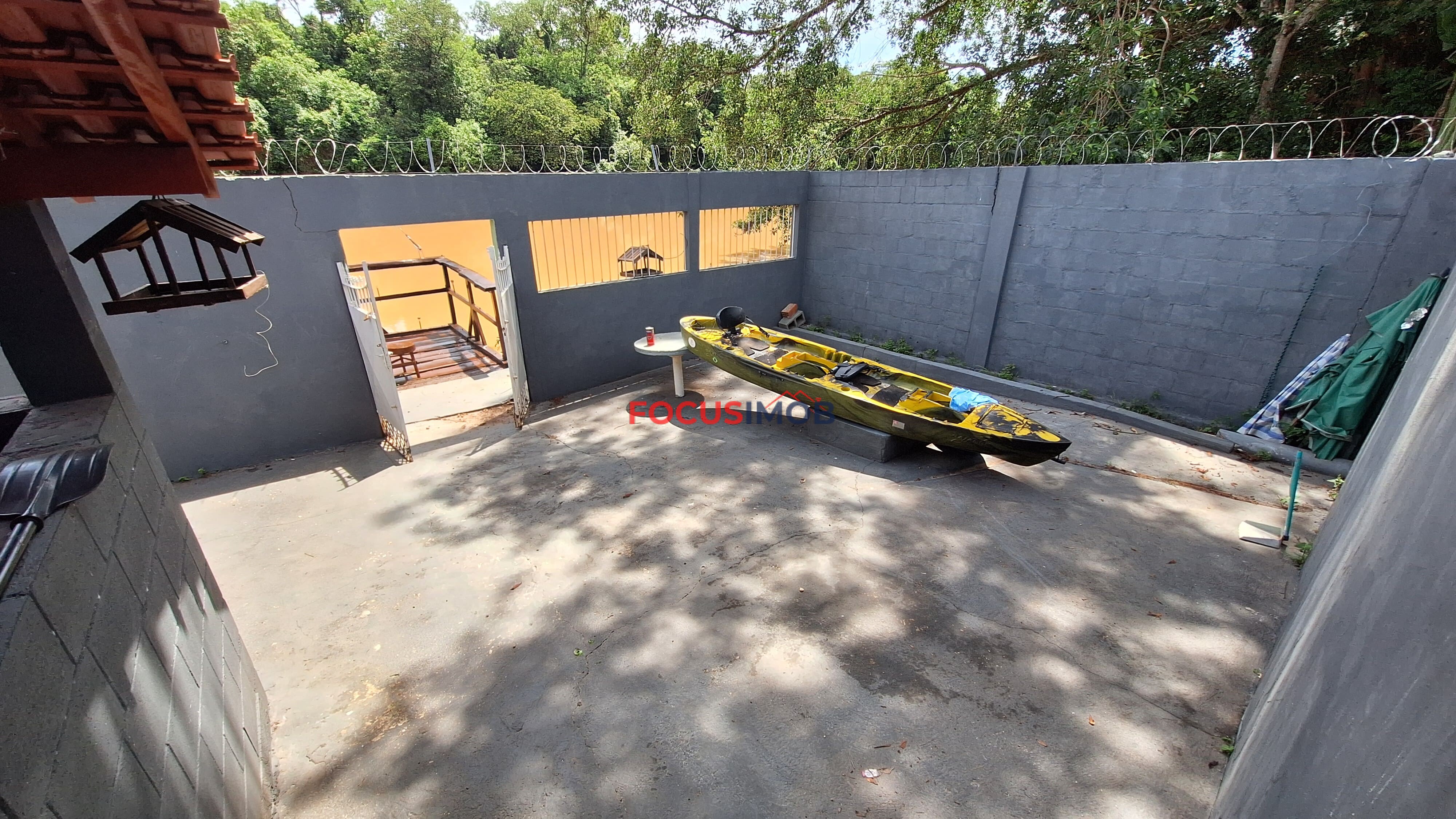 Casa para locação com 3 dormitórios, 270 m², no Jardim Serra Dourada