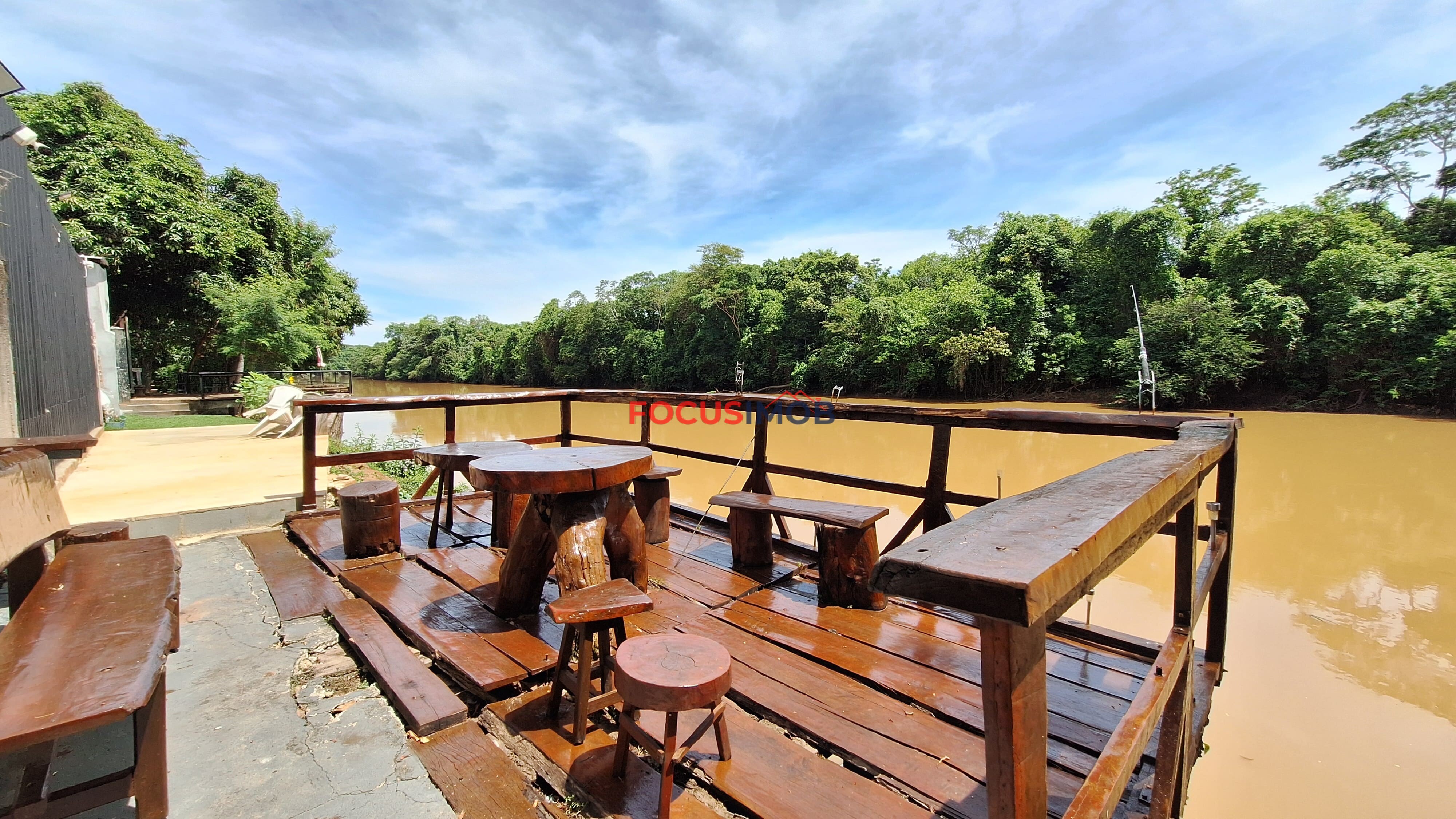 Casa para locação com 3 dormitórios, 270 m², no Jardim Serra Dourada