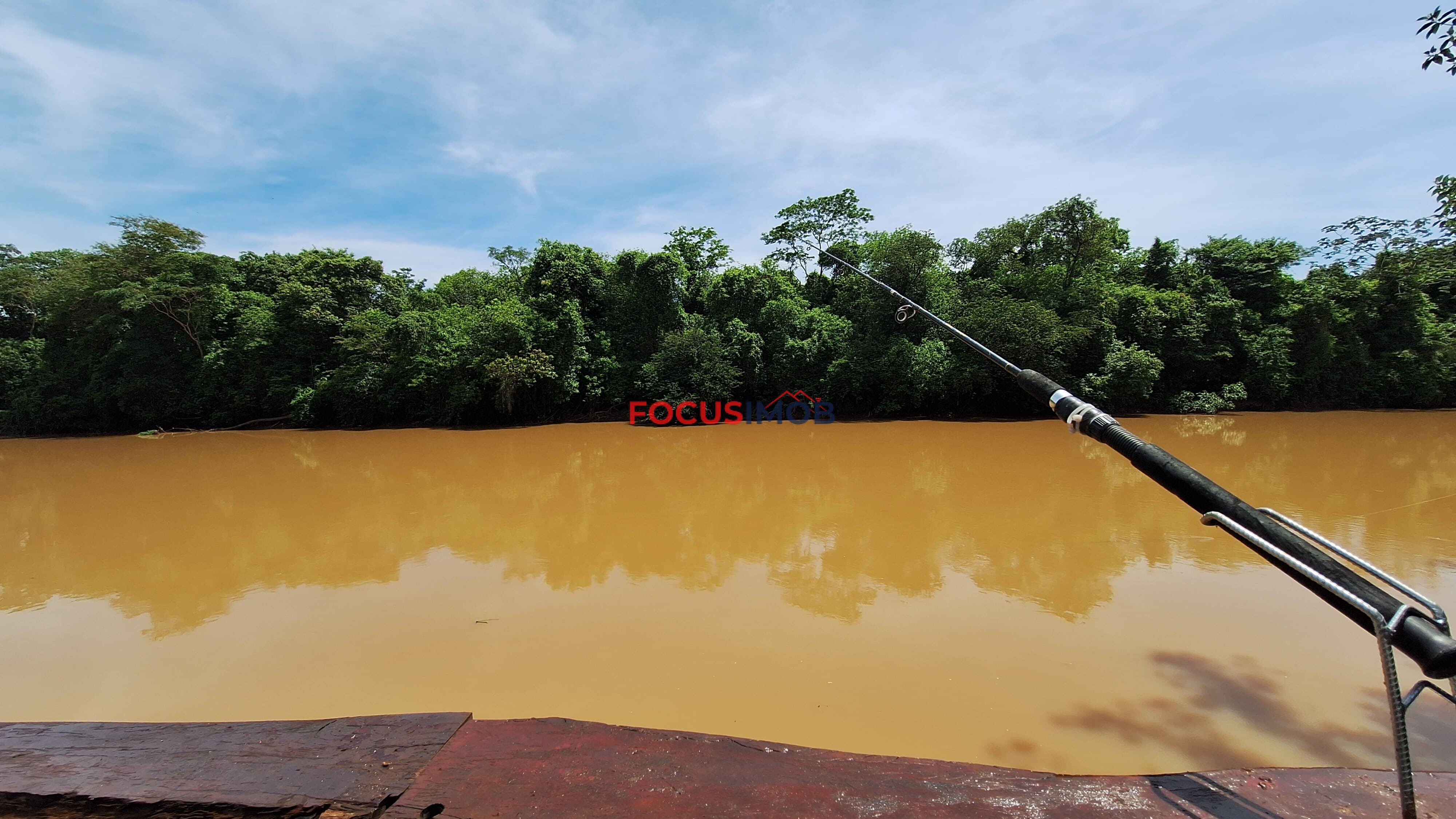 Casa para locação com 3 dormitórios, 270 m², no Jardim Serra Dourada
