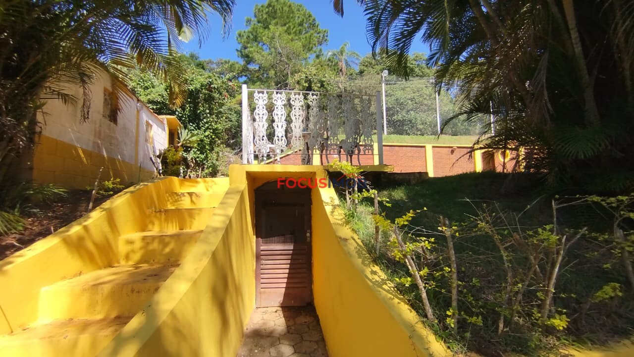 EXCELENTE SÍTIO À VENDA – IDEAL PARA LAZER, RENDA OU POUSADA