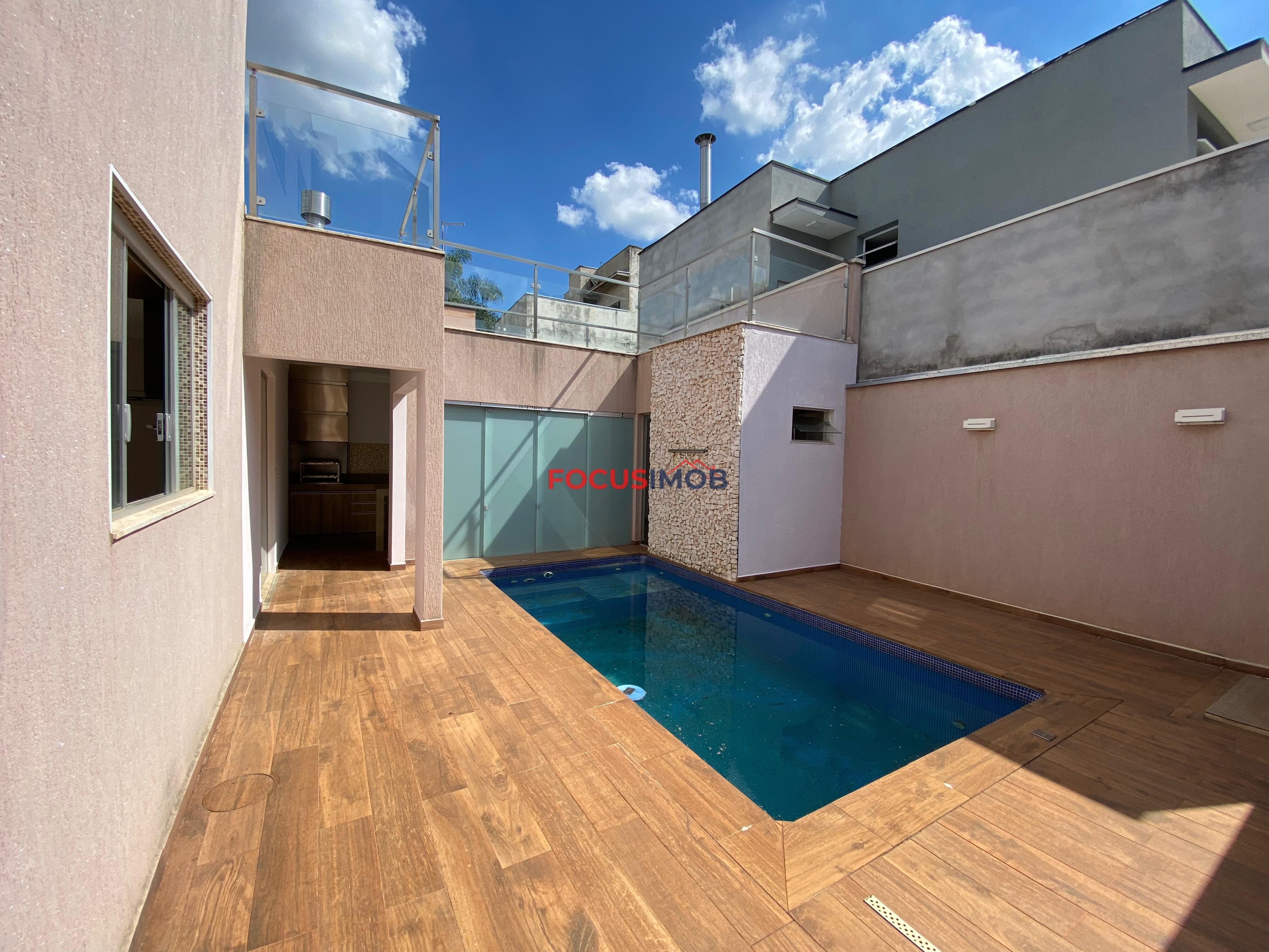 Seu Novo Lar no Santa Mônica II em Mogi Guaçu SP: Sobrado Completo com Piscina e Espaço Gourmet