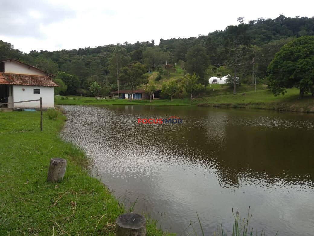Sítio em AMPARO