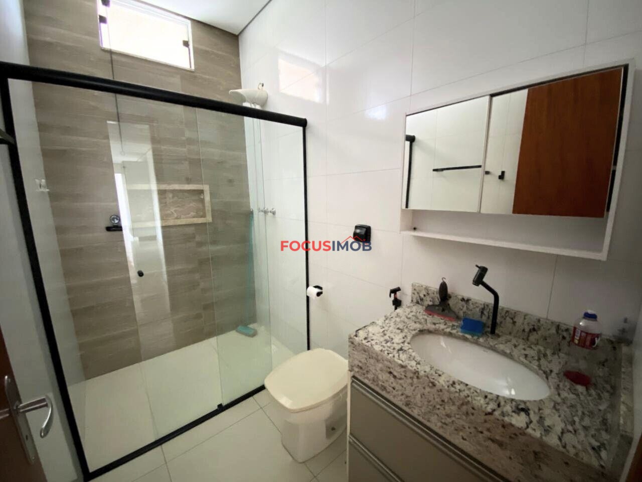 🏡 Linda Casa com Varanda para Locação no Santa Madalena - Mogi Guaçu