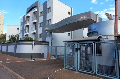 APARTAMENTO À VENDA – CONDOMÍNIO PORTAL DAS PEDRAS | FRENTE PARA AVENIDA- MOGI GUAÇU