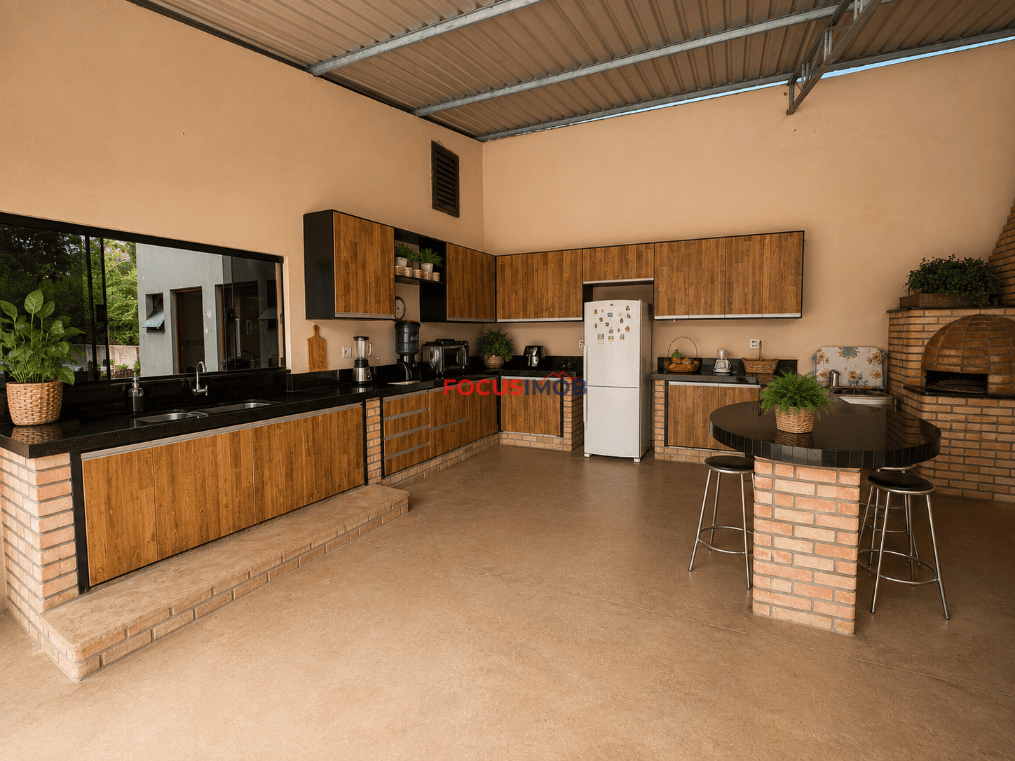 🌿 Chácara Completa em Monte Sião/MG – 1.500 m² com Piscina, Campo e Área de Lazer | R$ 550.000