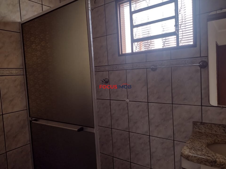 OPORTUNIDADE EM MOGI MIRIM – CASA ESPAÇOSA COM EDÍCULA!