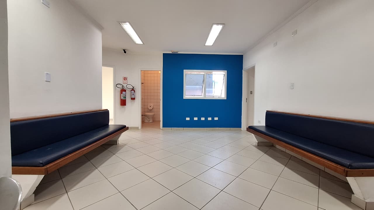 Prédio comercial em Luisiana - São Bernardo