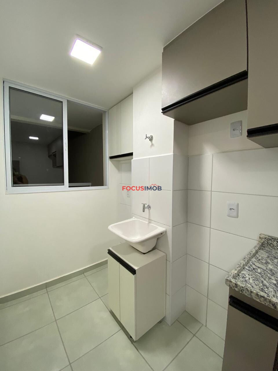 APARTAMENTO CONDOMÍNIO PORTAL DAS ROSAS