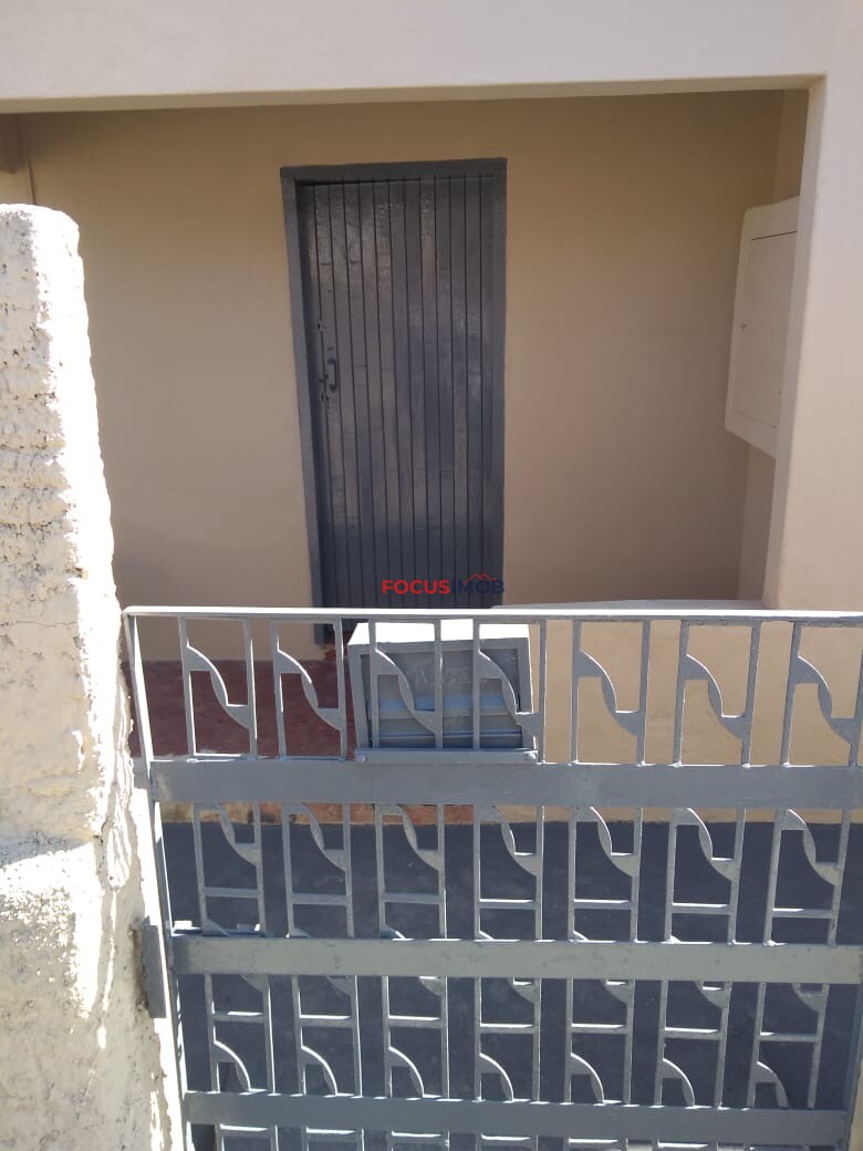 Excelente Oportunidade! 2 Casas no Mesmo Terreno com Potencial Comercial - Itapira/SP