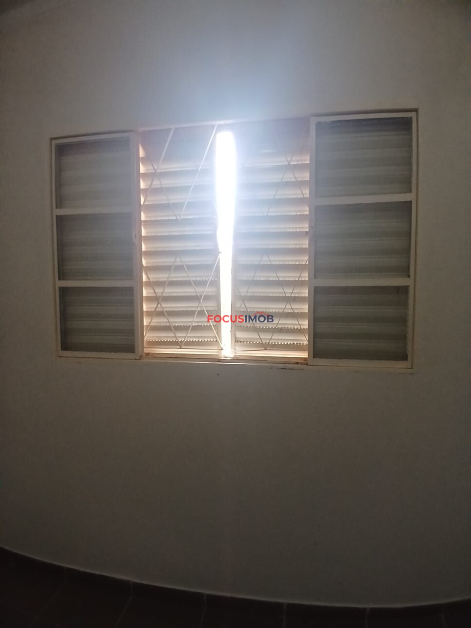 OPORTUNIDADE NO JARDIM SELMA – MOGI GUAÇU Vendo Edícula em terreno de 325m² (13m de frente).