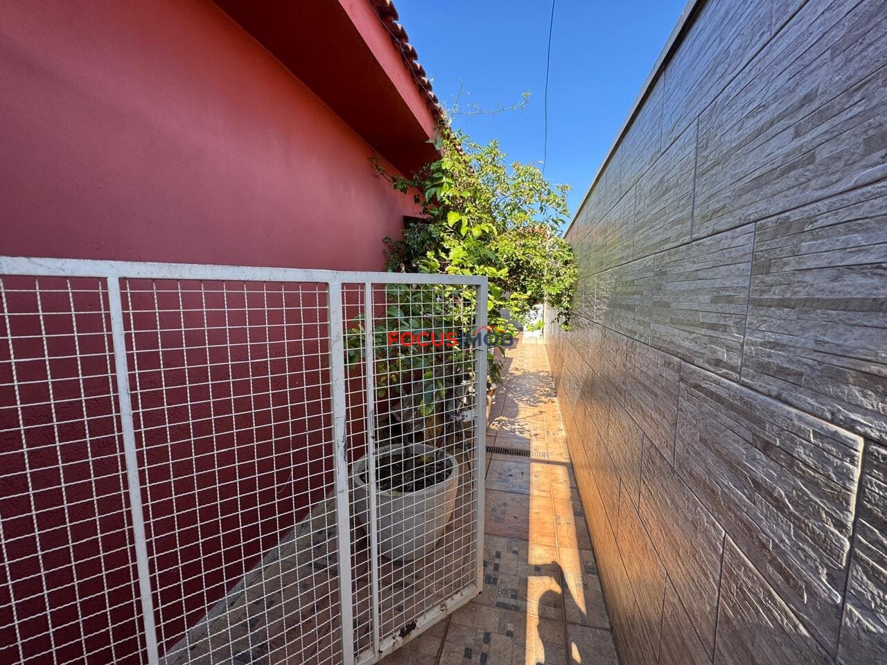 Casa à Venda no Jardim Chaparral – Mogi Guaçu/SP