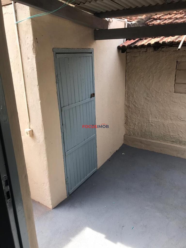Excelente Oportunidade! 2 Casas no Mesmo Terreno com Potencial Comercial - Itapira/SP