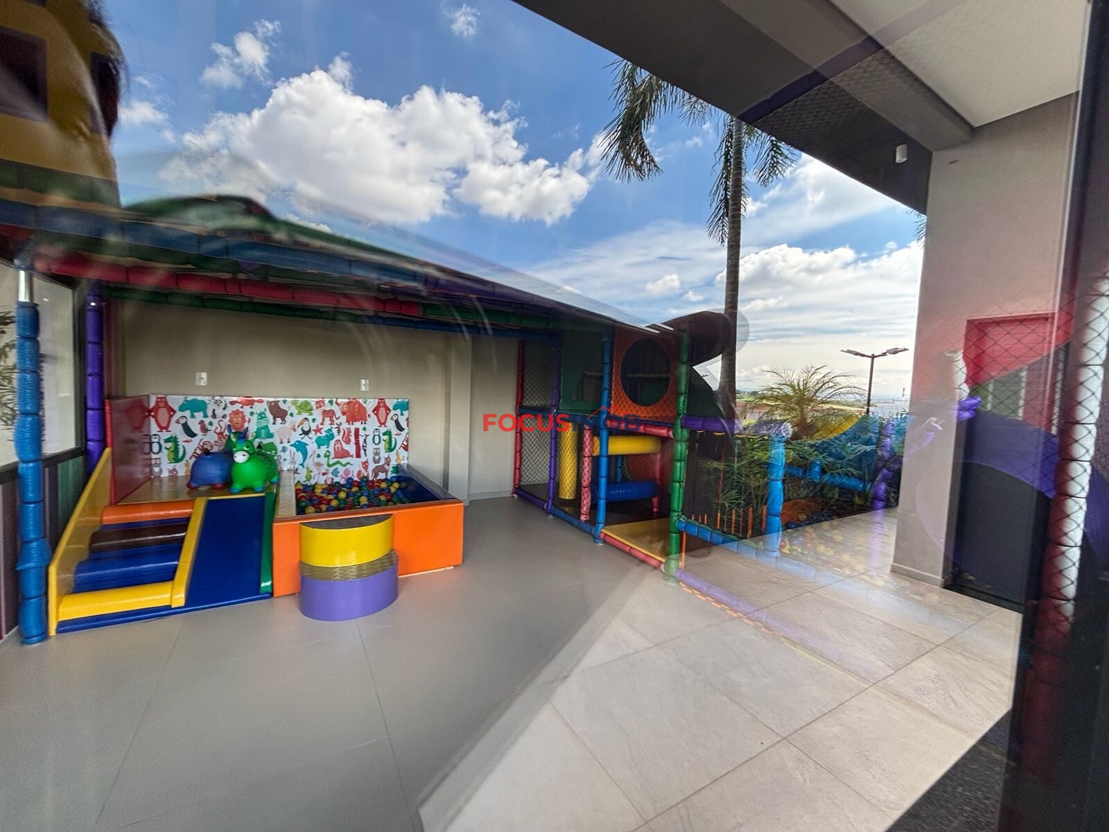 Terreno à venda no Condomínio Flor D'Aldeia – Mogi Mirim/SP