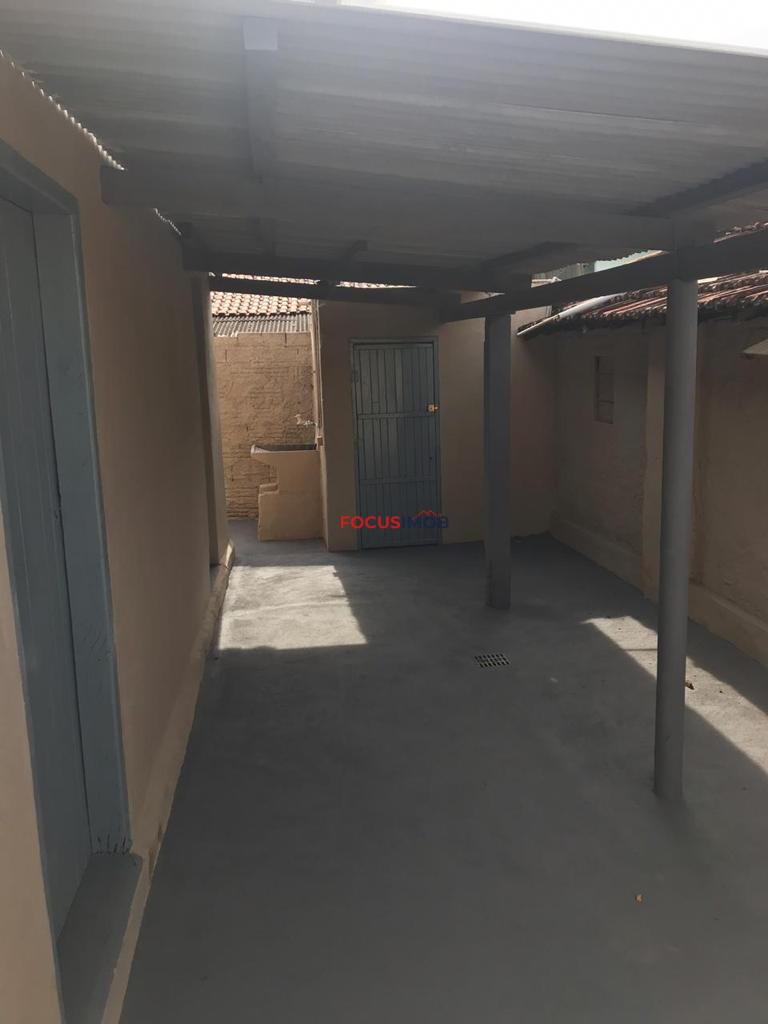 Excelente Oportunidade! 2 Casas no Mesmo Terreno com Potencial Comercial - Itapira/SP