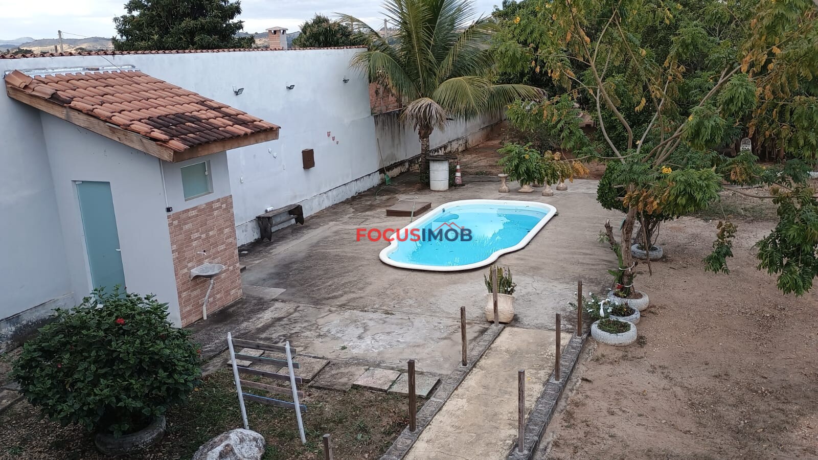 Vendo Chácara 1.000m² na Roseira - Sobrado 2 Dormitórios - Aceita Troca por Casa de menor valor