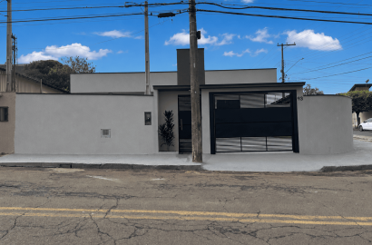 Casa de Esquina à Venda – Vila São João | Mogi Guaçu/SP