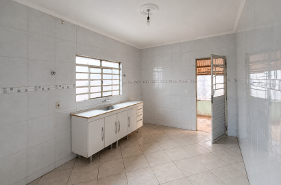 CASA À VENDA CHAPARRAL COM DOIS DORMITÓRIOS