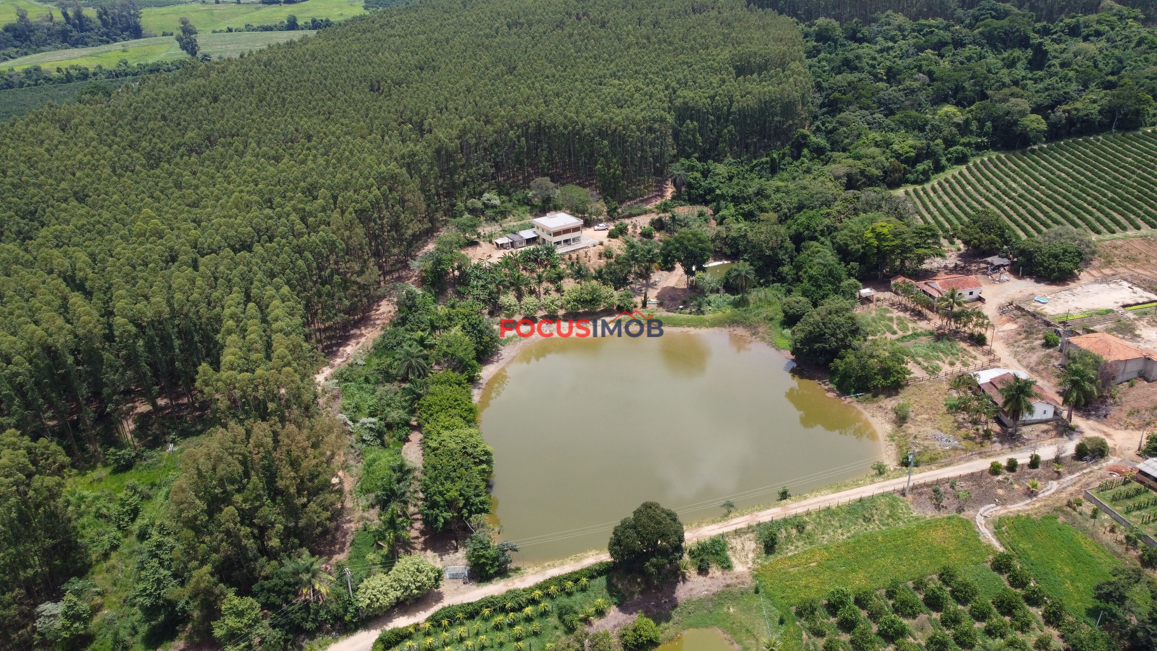 Excelente Oportunidade – Propriedade Rural com Grande Potencial Comercial e de Lazer