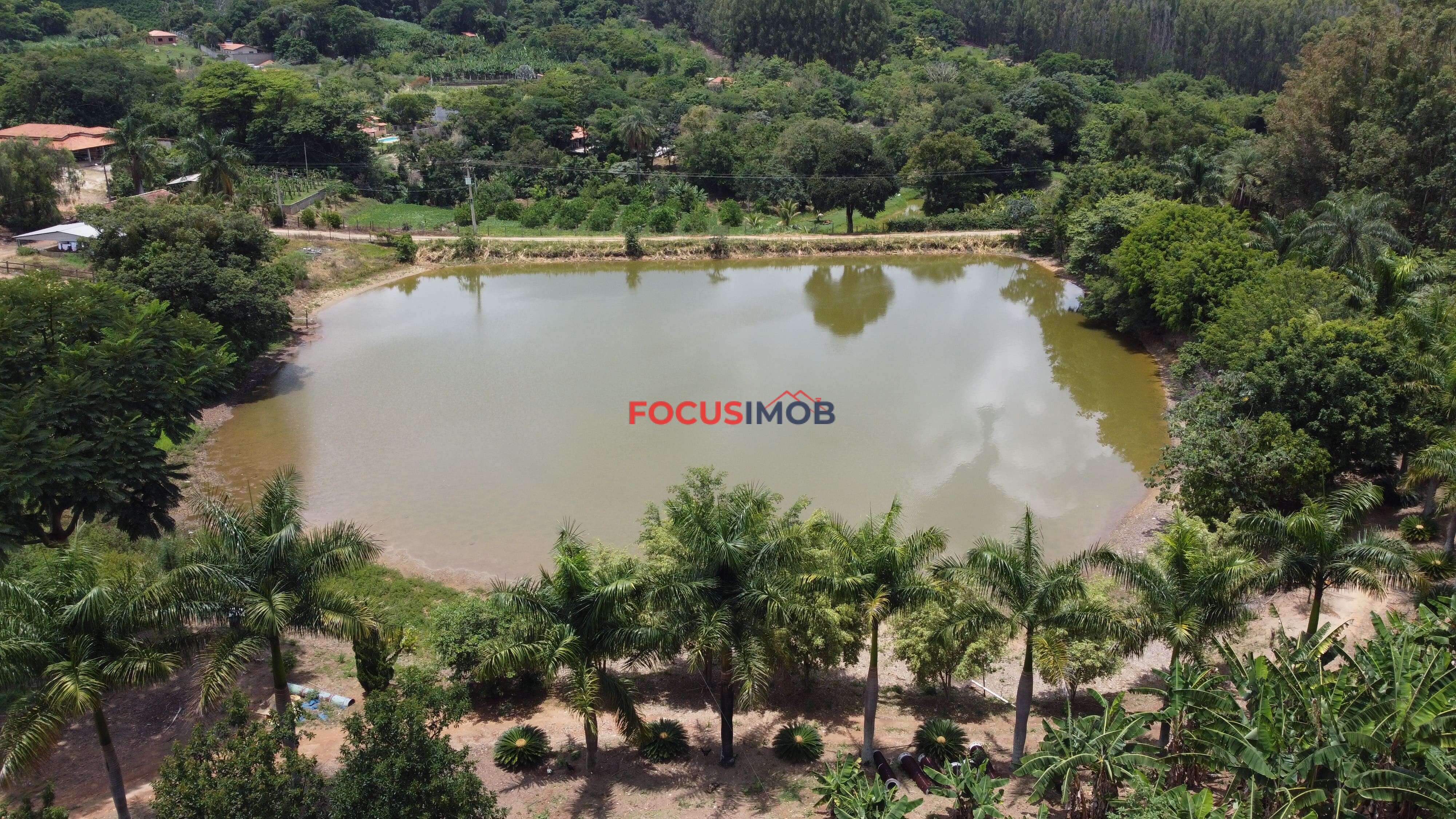 Excelente Oportunidade – Propriedade Rural com Grande Potencial Comercial e de Lazer