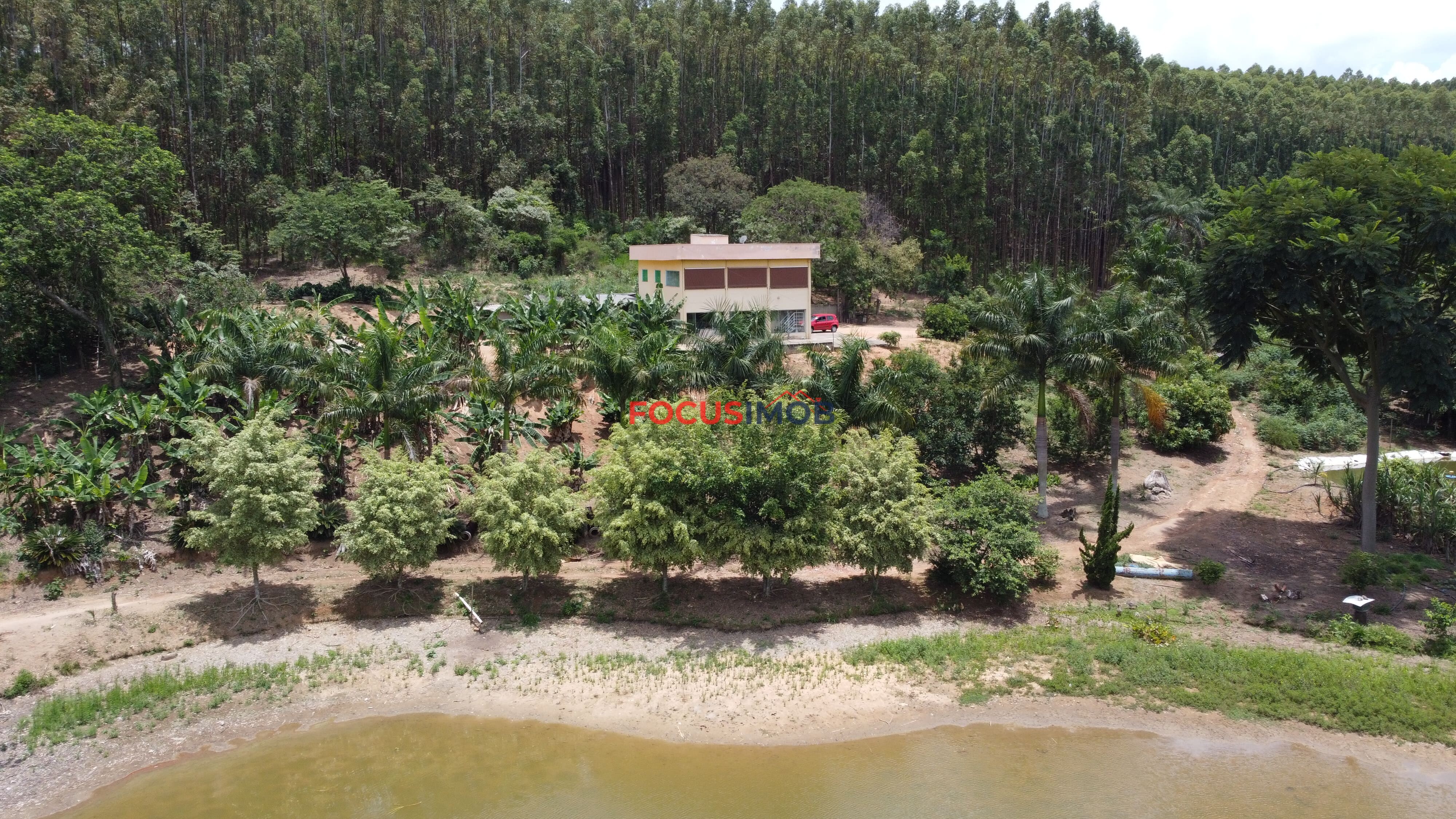 Excelente Oportunidade – Propriedade Rural com Grande Potencial Comercial e de Lazer