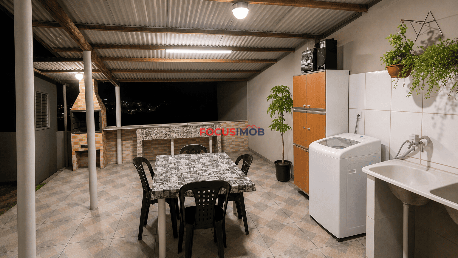 Oportunidade no Parque Real Moi Mirim - Casa com Piscina e Área Gourmet!