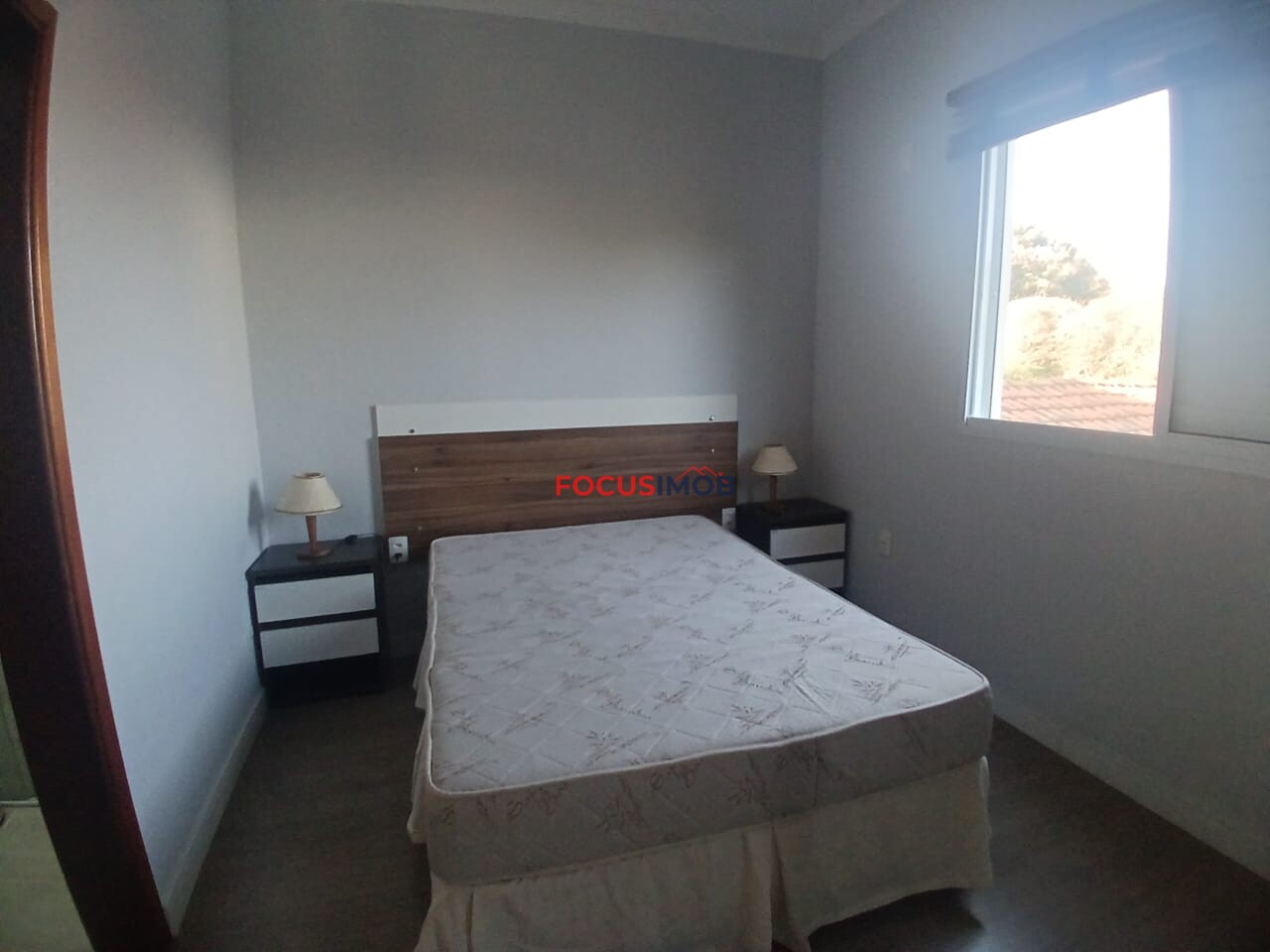 Apartamento localizado no 2º andar, em prédio com elevador, oferecendo conforto e praticidade no dia a dia.